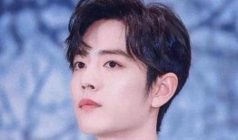 圈内八卦爆料肖战穿搭,时尚达人演绎潮流新风尚